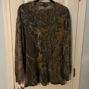 Mossy oak camouflage long sleeve